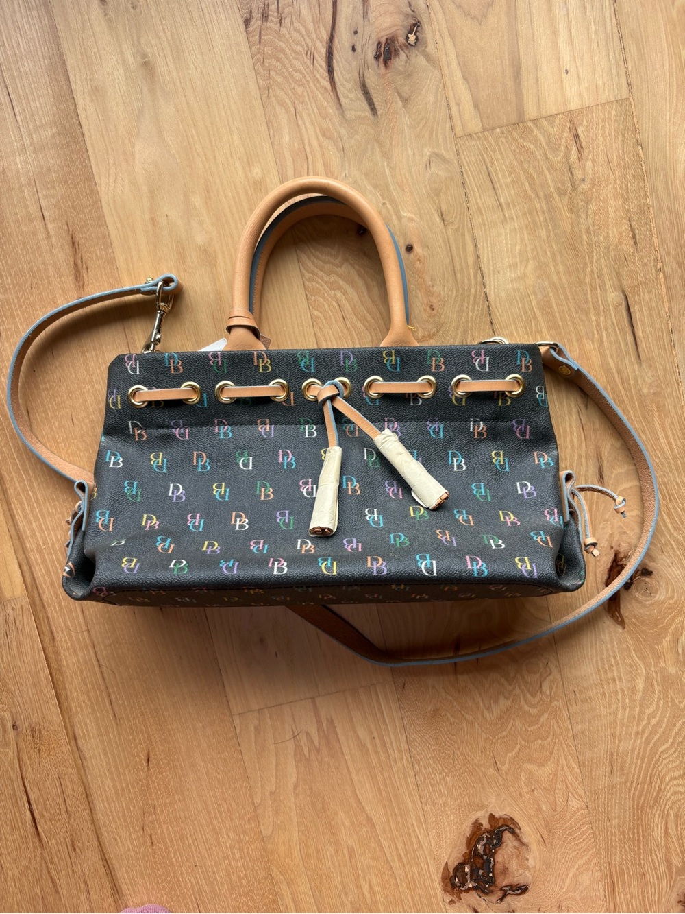 NWT Dooney & Bourke Tassel Tote